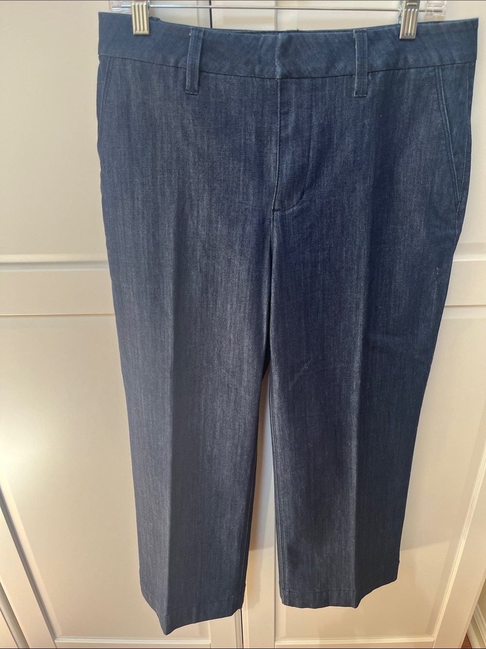 White House Black Market Cropped Trouser Denim Pants, size 8